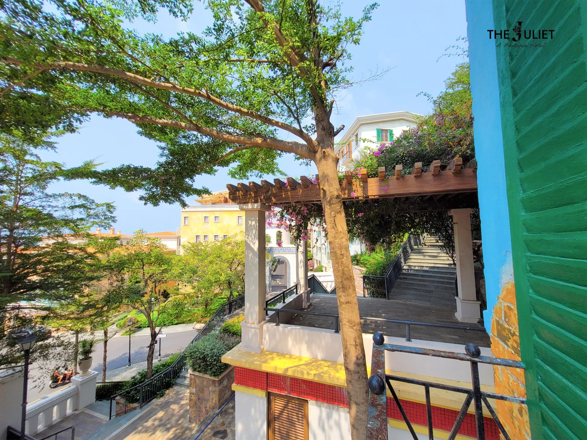 B01 - TWIN - HƯỚNG PHỐ