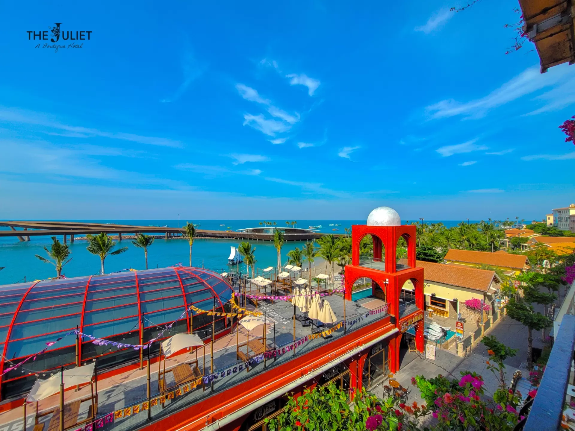 V301 - DELUXE - HƯỚNG BIỂN