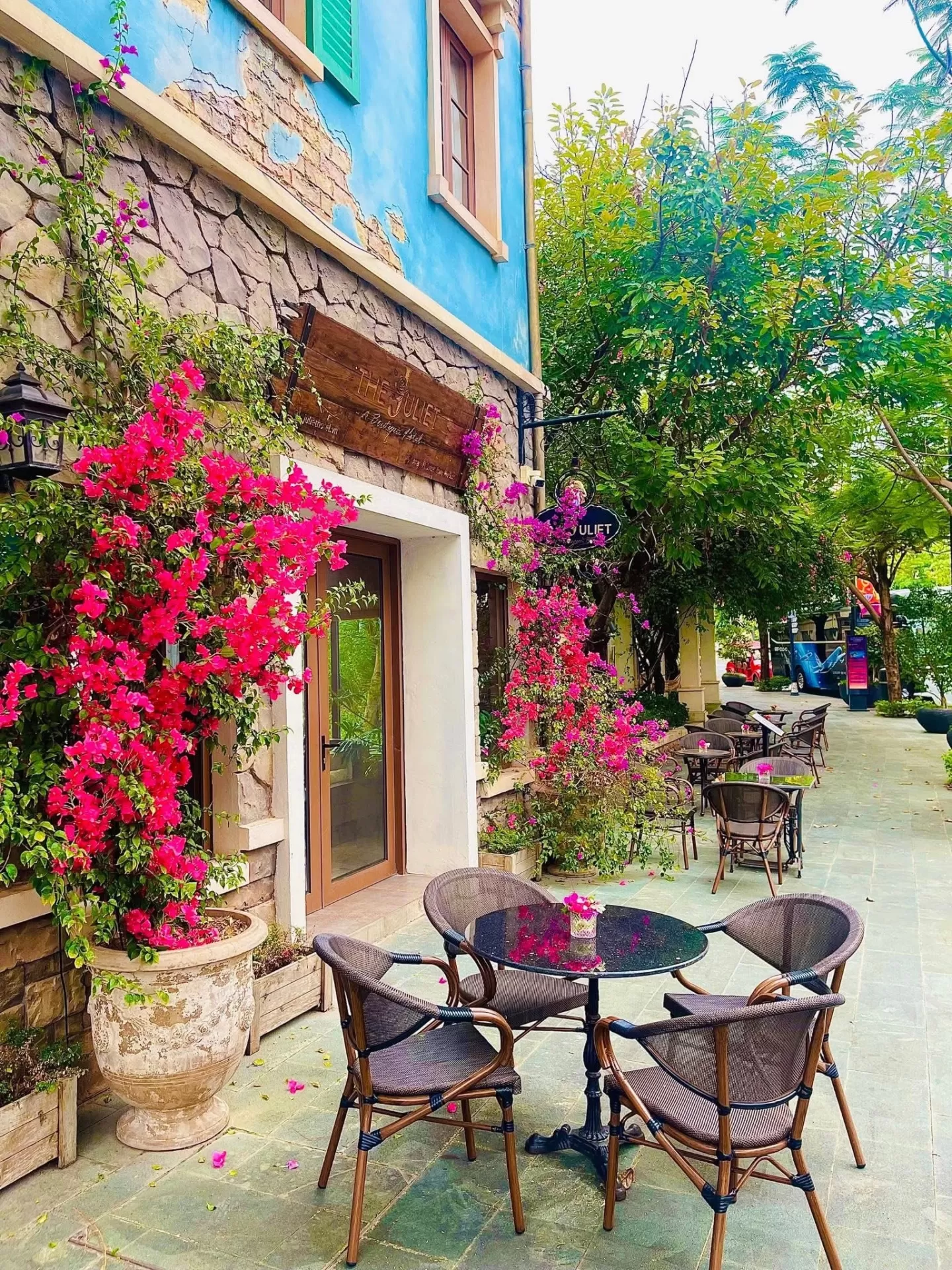 The Juliet coffee & desert